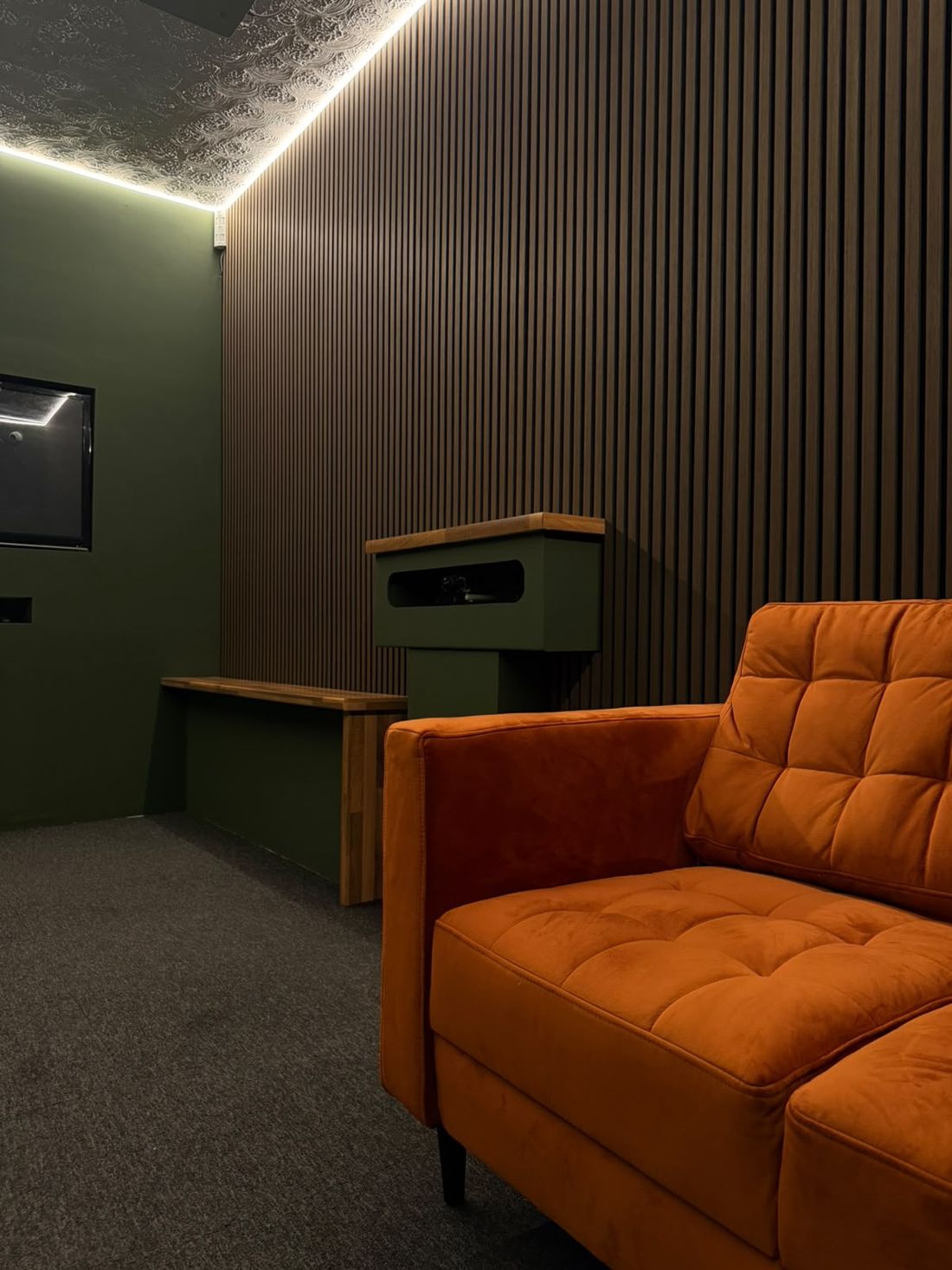 The studio seating area and swing camera